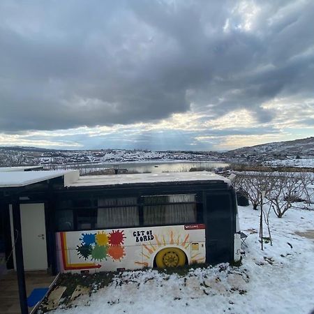 The Bus Appartement Majdal Shams Buitenkant foto